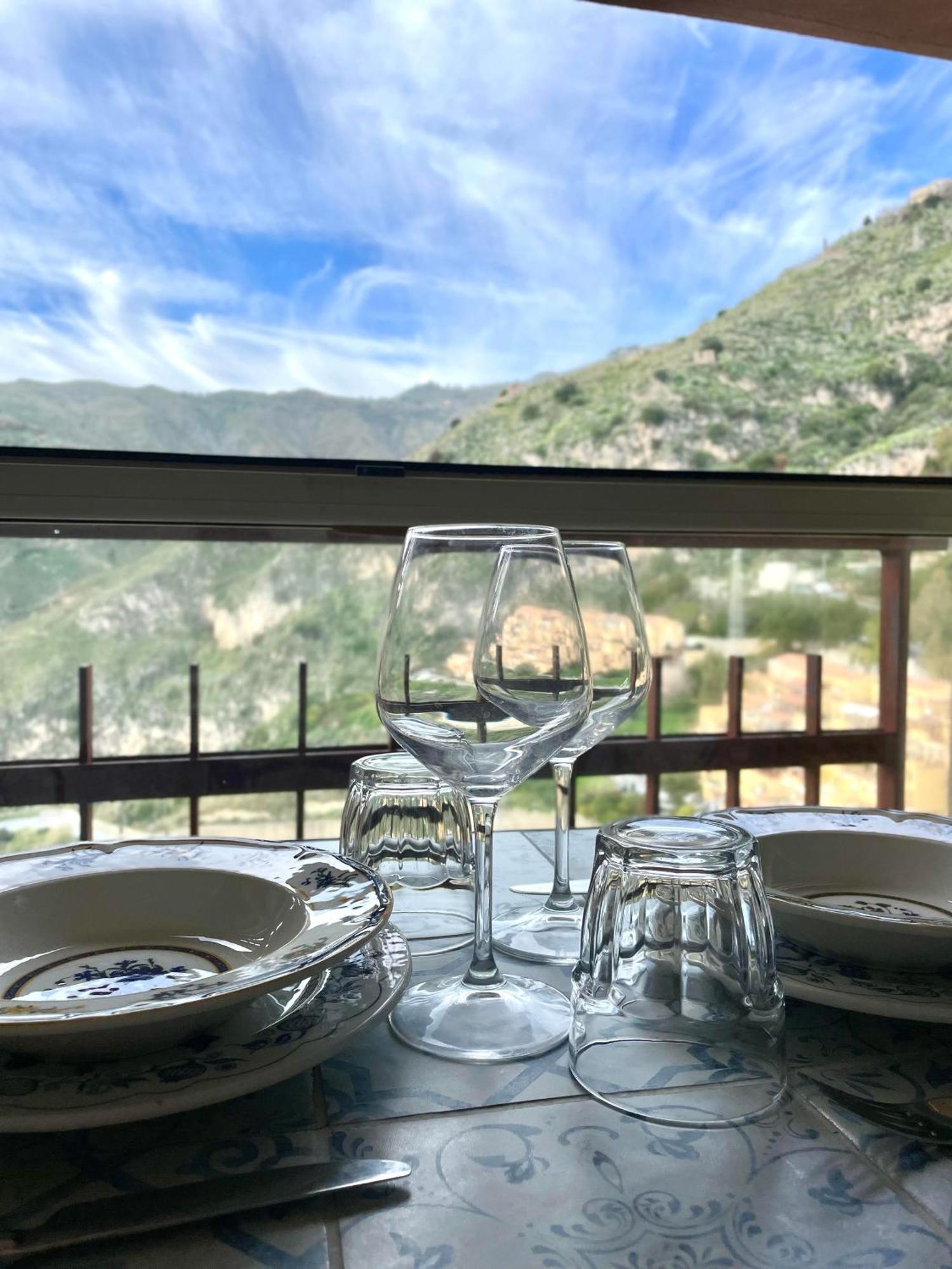 Casa Turiddu Apartment Taormina Bagian luar foto