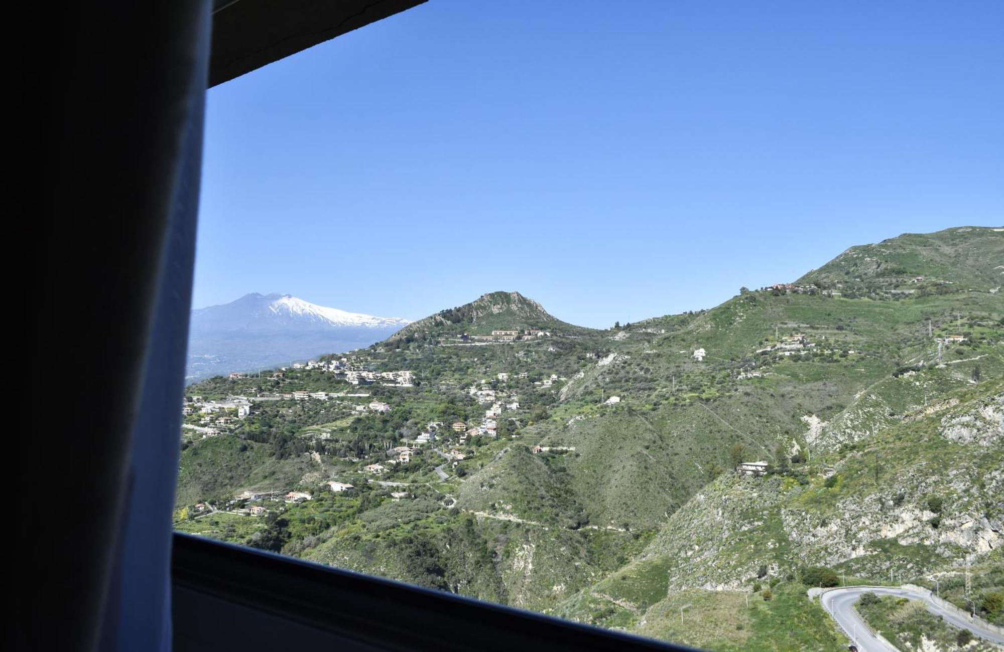 Casa Turiddu Apartment Taormina Bagian luar foto